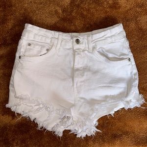White denim Zara shorts
